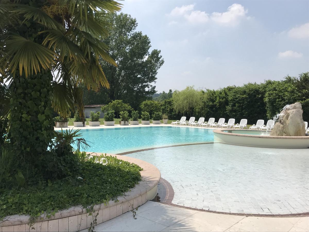 ホテルAgriturismo Corte Salandini ポンティ・スル・ミンチョ エクステリア 写真