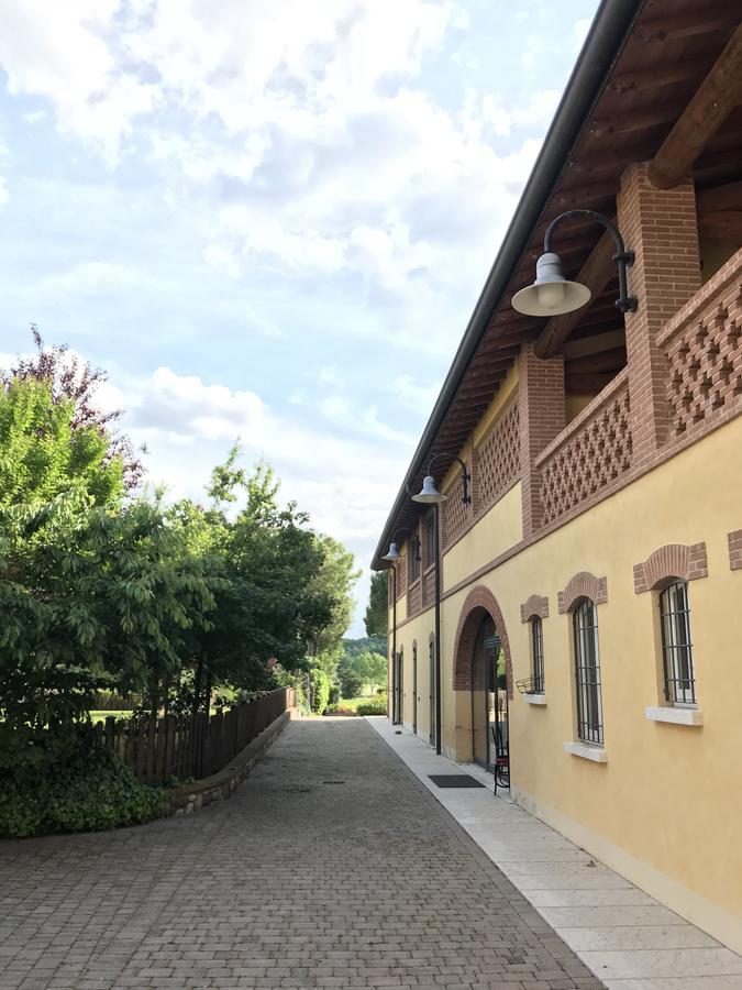 ホテルAgriturismo Corte Salandini ポンティ・スル・ミンチョ エクステリア 写真