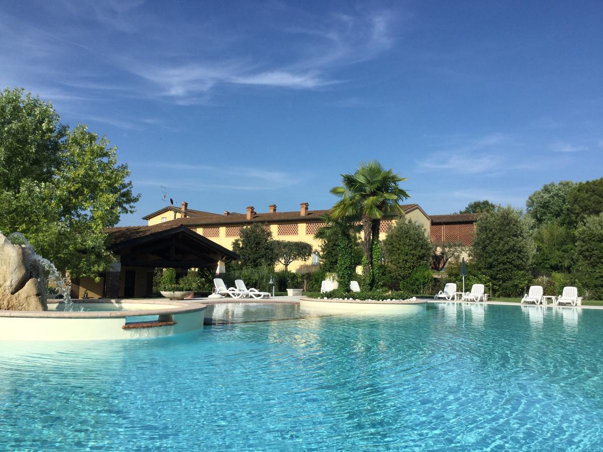 ホテルAgriturismo Corte Salandini ポンティ・スル・ミンチョ エクステリア 写真