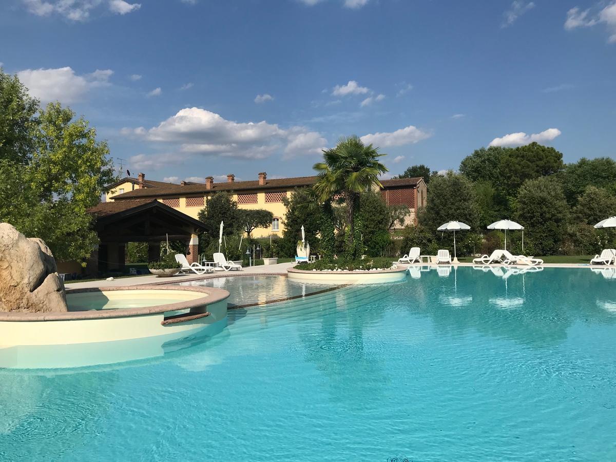 ホテルAgriturismo Corte Salandini ポンティ・スル・ミンチョ エクステリア 写真